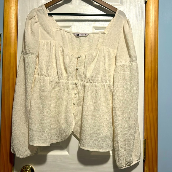 SO XL button down blouse. P2P 21 length 24 in. - Picture 1 of 4